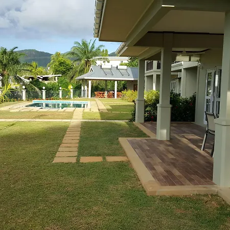 Bambous River Lodge