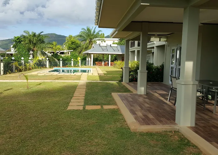 Guest house Bambous River