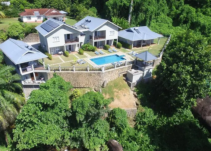 Guest house Bambous River 4*
