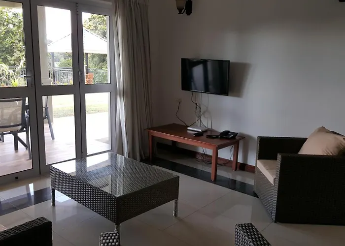Bambous River Guest house 4*