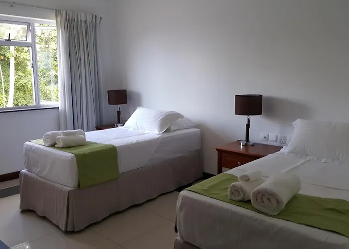 Bambous River Guest house 4*